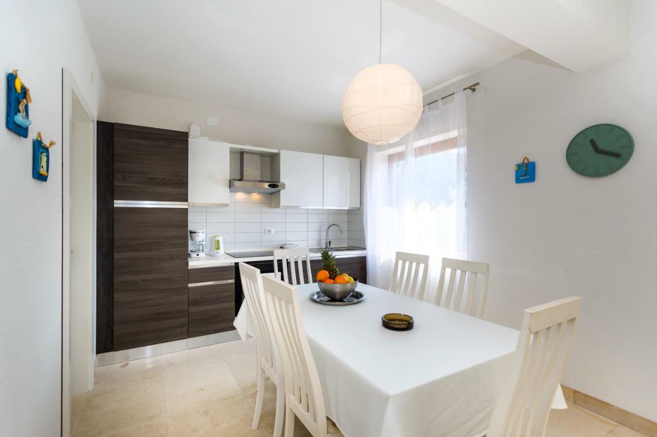 Apartman Jezevac Krk Town Eksteriør bilde